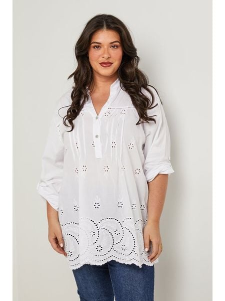 Curvy Lady Tunika w kolorze białym rozmiar: 44/46. Białe tuniki Curvy Lady, bez wzorów, klasyczne, bez kołnierzyka, bez ramiączek. Za 124,95 zł.