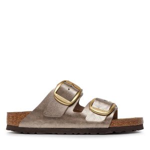 Klapki Birkenstock. Brązowe klapki Birkenstock, bez wzorów, bez obcasa. Za 458,99 zł.