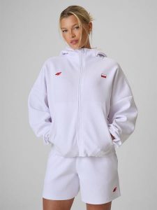 4F Bluza kibica regular z kapturem damska - biała S. Białe bluzy 4f, s, bez wzorów, z dresówki, z kapturem. Za 199,99 zł.