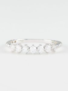 OR ÉCLAT Złoty pierścionek "Bella" z cyrkoniami rozmiar: 50. Szare pierścionki OR ÉCLAT, z cyrkonią, złote. Za 391,99 zł.