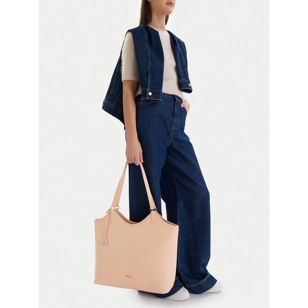Torebka MEXX. Brązowe shopper bag Mexx, bez wzorów, bez dodatków. Za 229,99 zł.