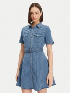 Morgan Sukienka jeansowa 241-RIXES Niebieski Regular Fit. Niebieskie kombinezony Morgan, bez wzorów, z bawełny, bez kołnierzyka, bez ramiączek. Za 239,99 zł.