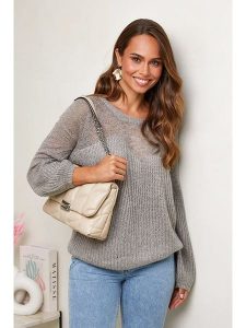 Soft Cashmere Sweter w kolorze szarym rozmiar: 38/40. Szare swetry oversize Soft Cashmere, bez wzorów, ze splotem, bez ramiączek. Za 112,45 zł.