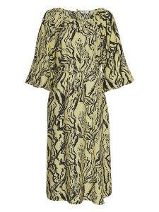 MOSS COPENHAGEN Sukienka "Theresia Taila" w kolorze zielonym rozmiar: XS/S. Zielone sukienki Moss Copenhagen, s, bez wzorów, z tkaniny, bez kołnierzyka, bez ramiączek, midi. Za 110,04 zł.