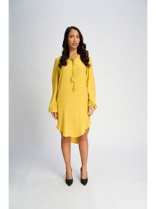 Marks & Spencer Sukienka w kolorze żółtym rozmiar: 34. Żółte sukienki Marks & Spencer, bez wzorów, z wiskozy, bez kołnierzyka, bez ramiączek, midi. Za 52,79 zł.