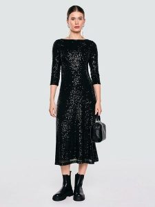 BIG STAR Sukienka w kolorze czarnym rozmiar: L. Czarne sukienki Big Star, l, bez wzorów, retro, bez kołnierzyka, bez ramiączek, midi. Za 169,99 zł.