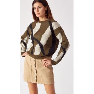 Sweter w kolorze khaki-biało-czarnym. Białe długie swetry marki Robin, z okrągłym kołnierzem. W wyprzedaży za 169,95 zł.