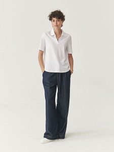 TATUUM Koszulka w kolorze białym rozmiar: XL. Białe bluzki Tatuum, xl, bez wzorów, z bawełny, bez kołnierzyka, bez ramiączek. Za 187,52 zł.