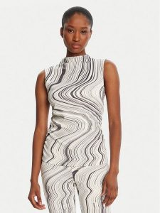 Desigual Bluzka Chiara 25WWTK55 Écru Regular Fit. Bluzki Desigual, m, bez wzorów, z syntetyku, bez kołnierzyka, bez ramiączek. Za 269,99 zł.