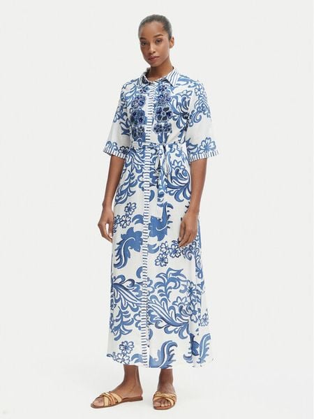 Iconique Sukienka koszulowa Emma IC26-038 Niebieski Regular Fit. Niebieskie kombinezony Iconique, m, bez wzorów, z wiskozy, bez kołnierzyka, bez ramiączek, koszulowe. Za 489,99 zł.