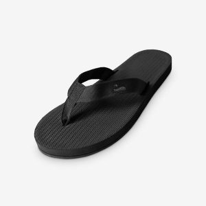 Klapki damskie - Easy Living Lite Black. Czarne klapki INDOSOLE, bez wzorów, z nylonu, bez obcasa. Za 132,00 zł.