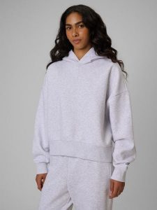 4F Bluza dresowa regular z kapturem damska - szara S. Szare bluzy 4f, s, bez wzorów, z dresówki, z kapturem. Za 159,99 zł.