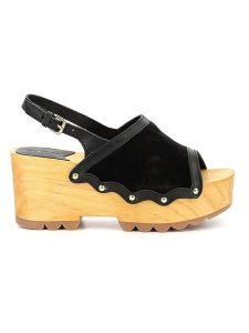 Kickers Skórzane sandały "Kick Wedge Wood" w kolorze czarnym rozmiar: 40. Czarne sandały Kickers, bez wzorów, z otwartym noskiem, bez obcasa, na koturnie, bez zapięcia. Za 232,78 zł.