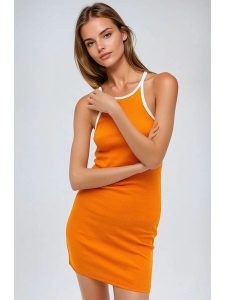 Monki Sukienka w kolorze pomarańczowym rozmiar: M. Pomarańczowe sukienki Monki, m, bez wzorów, bez kołnierzyka, bez ramiączek, mini. Za 39,99 zł.
