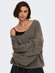JDY Sweter w kolorze szarobrązowym rozmiar: S. Brązowe swetry oversize JDY, s, bez wzorów, bez ramiączek. Za 129,95 zł.