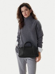 KARL LAGERFELD Torebka B1W30068 Czarny. Czarne torebki klasyczne KARL LAGERFELD, bez wzorów, ze skóry, bez dodatków. Za 664,99 zł.