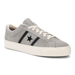 Trampki Converse One Star Academy Pro Ox. Szare trampki Converse, bez wzorów, bez zapięcia. Za 359,99 zł.
