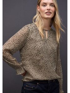 Street One Bluzka w kolorze beżowym rozmiar: 40. Brązowe bluzki Street One, bez wzorów, street, bez kołnierzyka, bez ramiączek. Za 122,67 zł.