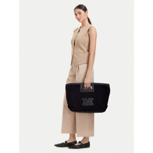 Torebka Max Mara Beachwear. Czarne shopper bag Max Mara Beachwear, bez wzorów, bez dodatków. Za 607,99 zł.