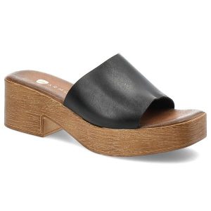 Czarne Stylowe Klapki Armodo Modne Obuwie Damskie. Czarne klapki Armodo, bez wzorów, bez obcasa, na obcasie. Za 209,00 zł.