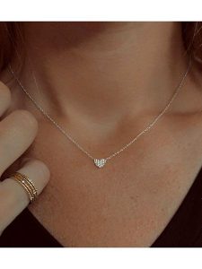 DIA DIAMONDS Srebrny naszyjnik z zawieszką - dł. 40 cm rozmiar: onesize. Szare naszyjniki DIA DIAMONDS, z diamentem, srebrne. Za 237,17 zł.