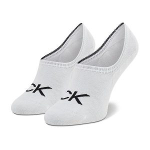 Stopki Calvin Klein. Białe skarpetki Calvin Klein, bez wzorów. Za 29,99 zł.