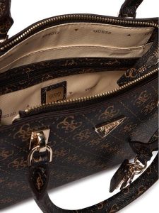 Guess Torebka HWQG96 72050 Brązowy. Brązowe kuferki Guess, z aplikacjami, ze skóry, bez dodatków. Za 639,99 zł.