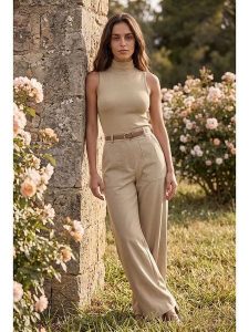SOULSHAE Spodnie w kolorze beżowym rozmiar: XXL/3XL. Brązowe spodnie z wysokim stanem SOULSHAE, bez wzorów, z materiału, z podwyższonym stanem. Za 124,45 zł.
