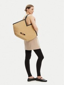 Max Mara Beachwear Torebka 2516511079650 Beżowy. Brązowe torebki klasyczne Max Mara Beachwear, bez wzorów, z syntetyku, bez dodatków. Za 678,99 zł.