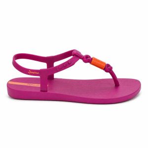 Sandały japonki Ipanema 26674 CLASS FEVER. Czerwone klapki Ipanema, bez wzorów, z materiału, bez obcasa. Za 69,00 zł.