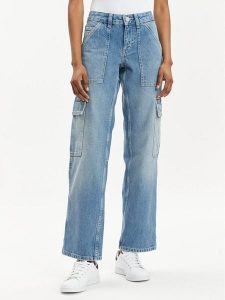 Tommy Jeans Jeansy Sophie DW0DW17553 Niebieski Straight Fit. Niebieskie jeansy Tommy Jeans, bez wzorów, z bawełny. Za 649,99 zł.