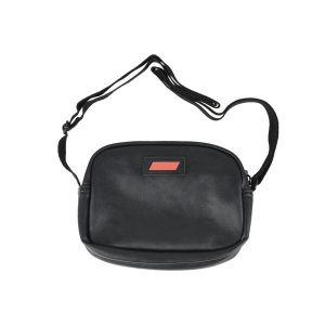 Saszetka na ramię sportowa dla dorosłych Sf Ls Small Satchel pojemność 1,2 L. Czarne nerki i saszetki Puma, bez wzorów. Za 149,99 zł.