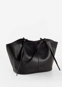 Torba typu shopper. Czarne shopper bag bonprix, bez wzorów, duże, bez dodatków. Za 169,99 zł.