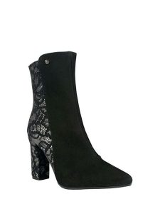 BOSCCOLO Skórzane botki w kolorze czarnym rozmiar: 40. Czarne botki Bosccolo, bez wzorów, ze skóry, bez obcasa, bez zapięcia. Za 313,76 zł.