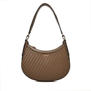 Torebka Guess. Brązowe torebki klasyczne Guess, z aplikacjami, bez dodatków. Za 629,99 zł.