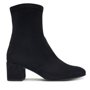 Botki HÖGL. Czarne botki HÖGL, bez wzorów, bez obcasa, na słupku, bez zapięcia. Za 579,99 zł.