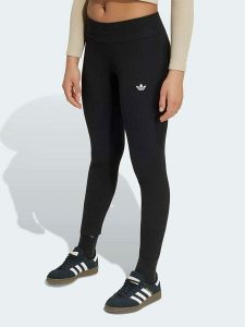 Adidas Legginsy w kolorze czarnym rozmiar: 128. Czarne legginsy ADIDAS, bez wzorów. Za 104,95 zł.