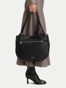 Lasocki Torebka CEO-LSK-L-028-10 Czarny. Czarne torebki klasyczne Lasocki, bez wzorów, ze skóry, bez dodatków. Za 179,99 zł.
