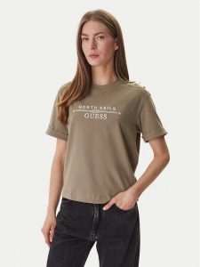 Guess T-Shirt GUESS x NORTH SAILS W6GI03 K2657 Zielony Relaxed Fit. Zielone t-shirty Guess, xs, z aplikacjami, z bawełny, bez kołnierzyka, bez ramiączek. Za 259,99 zł.