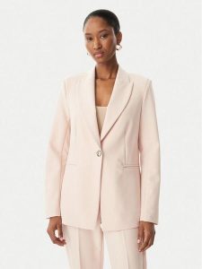 Maryley Marynarka MARYLEY-26EB187 Różowy jasny Regular Fit. Czerwone marynarki i żakiety Maryley, xs, bez wzorów, z syntetyku. Za 409,99 zł.