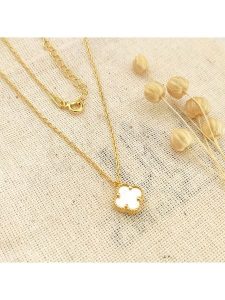 Miu Silver Pozłacany naszyjnik z zawieszką - dł. 42 cm rozmiar: onesize. Białe naszyjniki Miu Silver, z perłą, pozłacane. Za 151,90 zł.