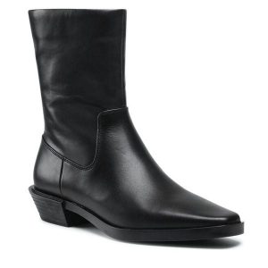 Botki GINO ROSSI. Czarne botki Gino Rossi, bez wzorów, bez obcasa, na płaskiej podeszwie, bez zapięcia. Za 319,99 zł.