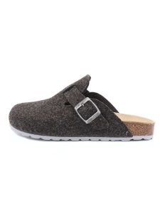 Billowy Kapcie w kolorze czarnym rozmiar: 43. Czarne kapcie Billowy, bez wzorów. Za 153,34 zł.