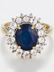 DIAMANTA Złoty pierścionek "Soleil Bleu" z topazami i szafirem rozmiar: 56. Niebieskie pierścionki DIAMANTA, z szafirem, złote. Za 1 989,30 zł.