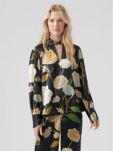 Vero Moda Bluzka Renee 10282217 Kolorowy Standard Fit. Bluzki Vero Moda, s, bez wzorów, z syntetyku, bez kołnierzyka, bez ramiączek. Za 159,99 zł.
