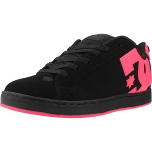 Buty dc-shoes czarne skórzane sportowe. Czarne trampki DC Shoes, bez wzorów, ze skóry, bez zapięcia. Za 339,15 zł.