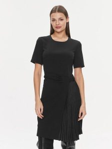 DKNY Sukienka codzienna DD3K1461 Czarny Regular Fit. Czarne kombinezony DKNY, bez wzorów, z syntetyku, bez kołnierzyka, bez ramiączek. Za 389,99 zł.