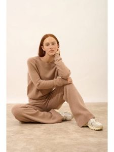 Just Cashmere Kaszmirowe spodnie "Margret" w kolorze jasnobrązowym rozmiar: M. Brązowe spodnie z wysokim stanem Just Cashmere, bez wzorów, z kaszmiru, z podwyższonym stanem. Za 652,99 zł.