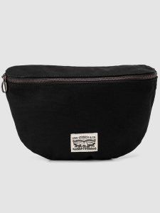 Levi's Saszetka w kolorze czarnym - 27 x 18 x 2,5 cm rozmiar: onesize. Czarne nerki i saszetki Levi's®, bez wzorów, z bawełny. Za 106,38 zł.