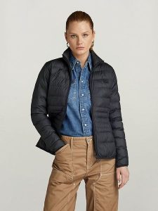 G-Star Kurtka pikowana w kolorze czarnym rozmiar: M. Czarne kurtki G-Star, m, bez wzorów, z materiału, bez kaptura. Za 303,06 zł.